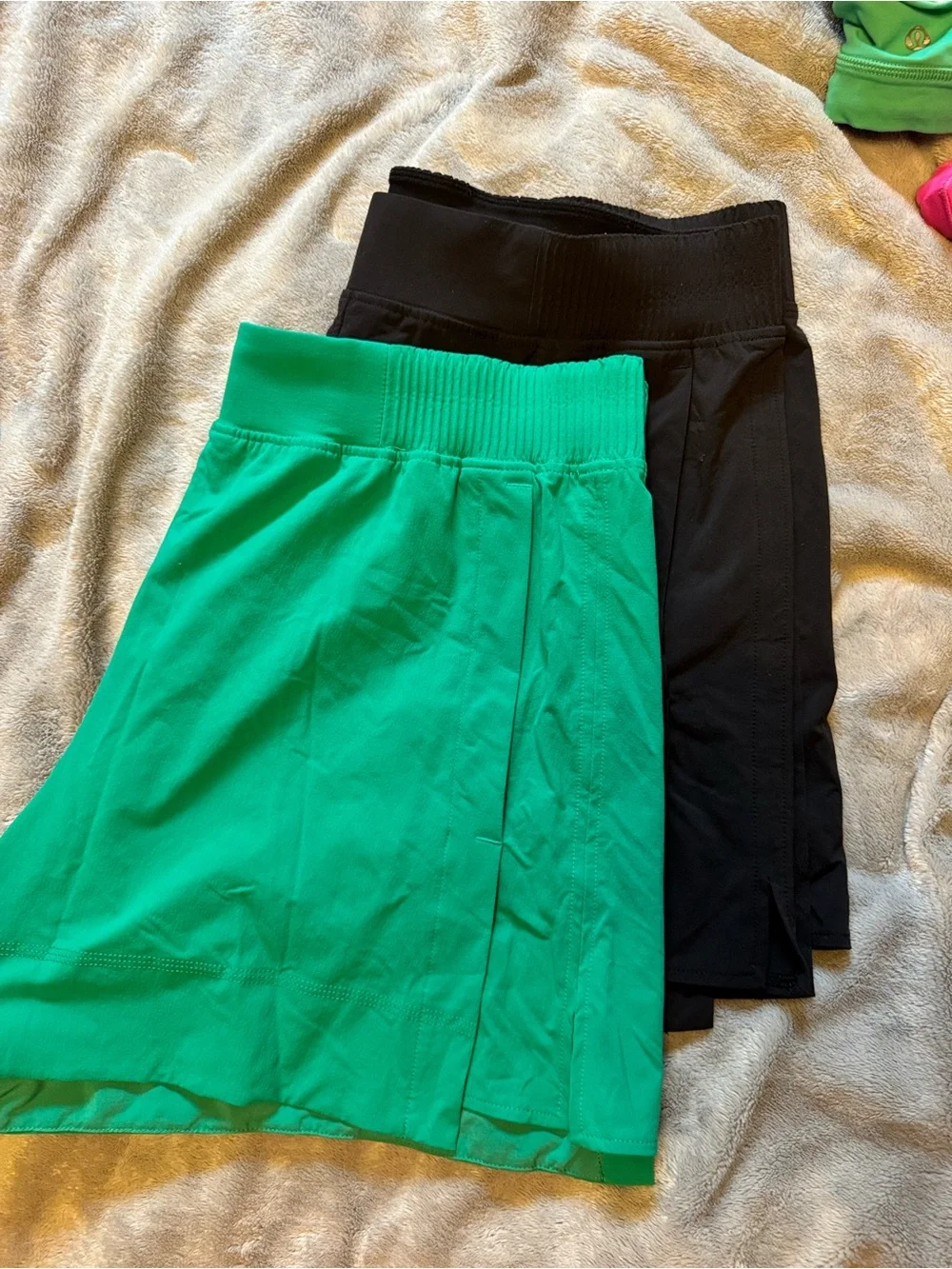 Lululemon Stretch Woven Relaxed-Fit High-Rise Short 4